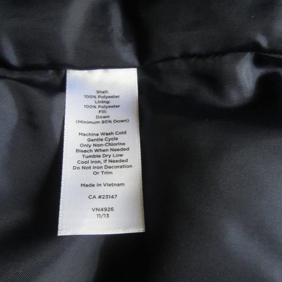 TALBOTS Womens Vest Size M Puffy Quilted Down Fill Navy Pattern Pockets Zip/Snap - Picture 8 of 10